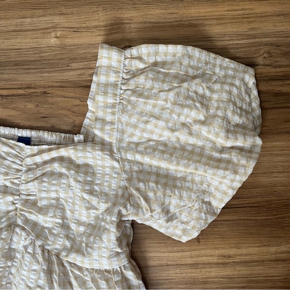Old Navy Beige Checkered Top - Picture 2 of 6